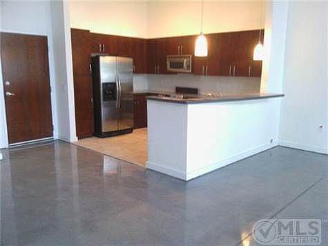 3rd image of 300 S Australian Ave Unit 123