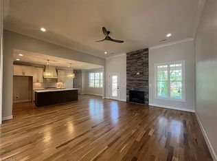 280 Dyna Dr, Lexington, NC 27295
