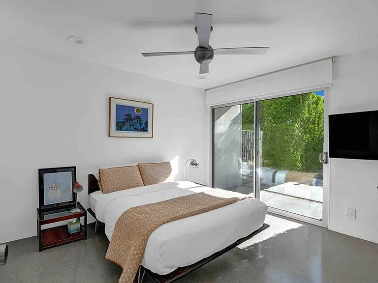 N Sunnyview Dr — Photo 15