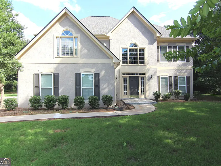 104 Inverrary Ct — Photo 1