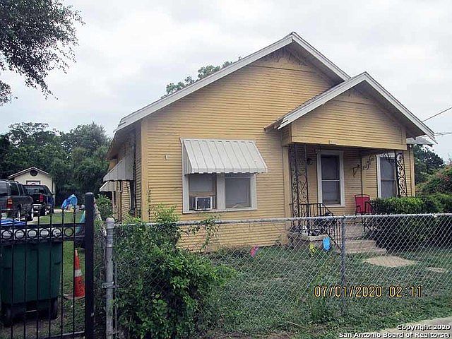 1st image of 105 Ray Ave