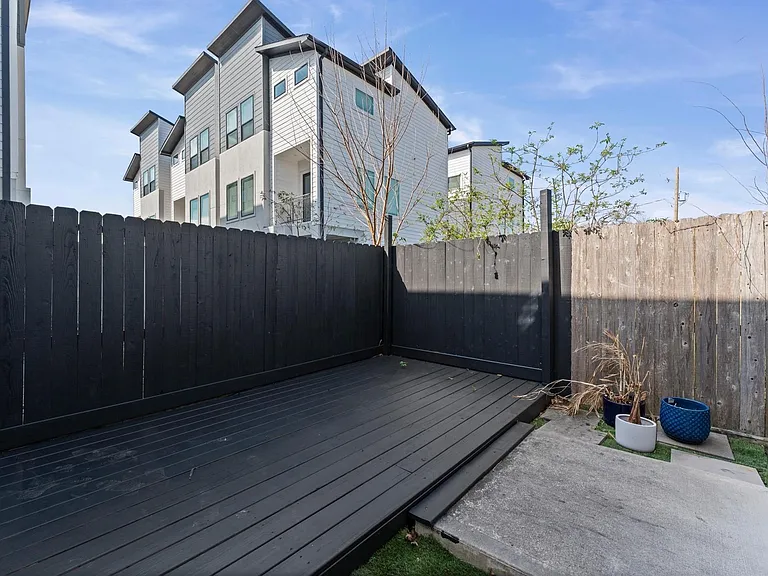 2714 Anita St — Photo 20