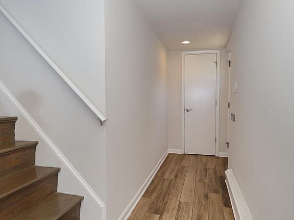 5th image of 1536 Maurice Dr