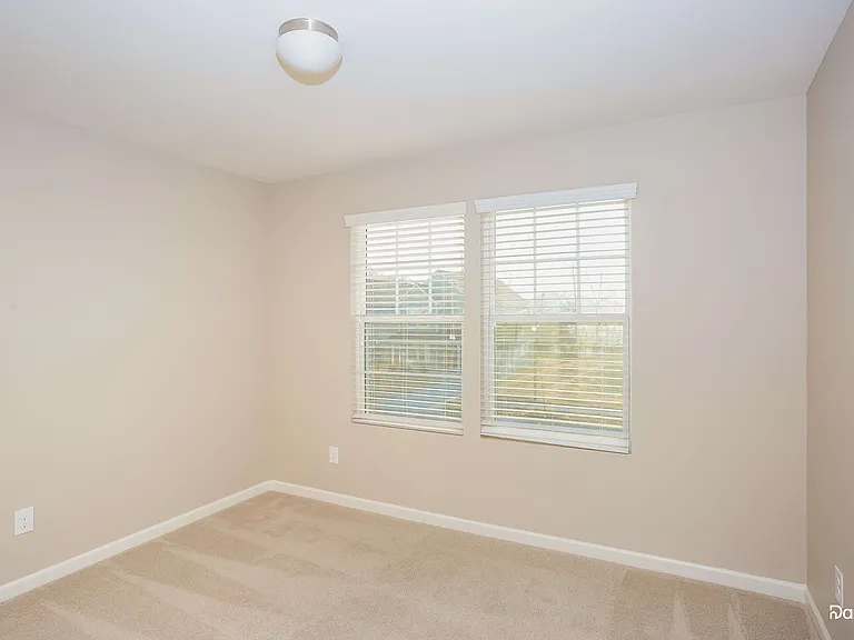 3521 Saddlebrook Dr — Photo 7