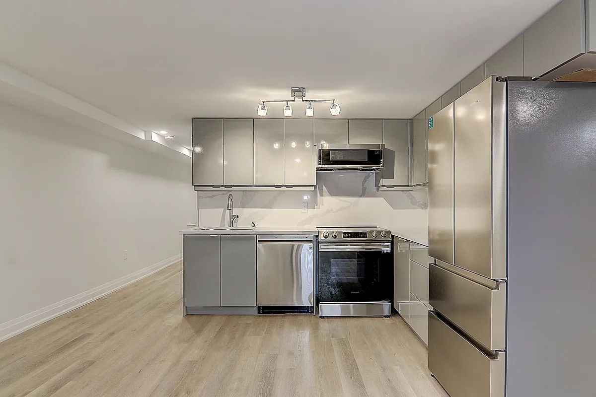 Building Photo - 115 Livingstone Ave #LOWER
