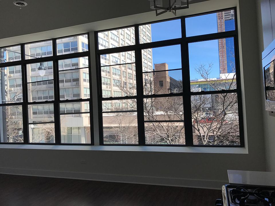 Sweeping city views and lots of light, South facing