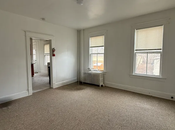 59 Dodge St #2, Hudson, NY 12534