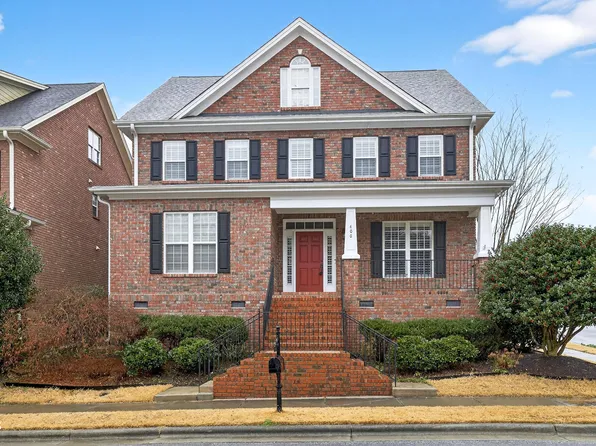 400 Village Loop Dr, Apex, NC 27502