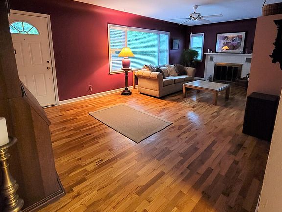 4th image of 2386 Seminole Dr