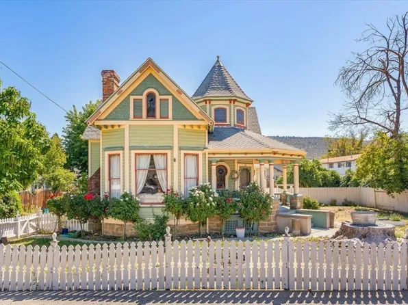 336 3rd St, Yreka, CA 96097