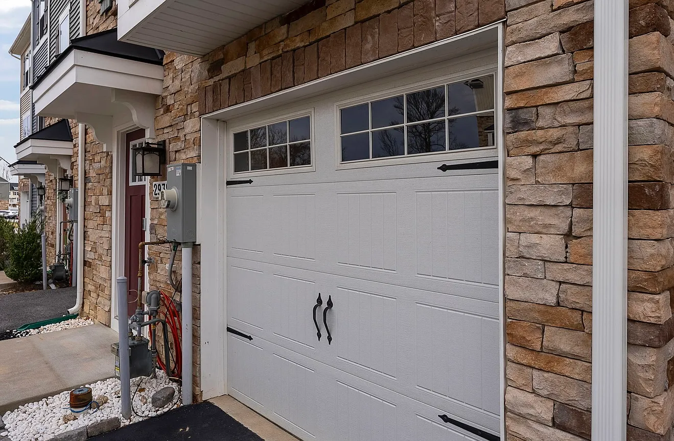2939 Shaws Rd — Photo 4