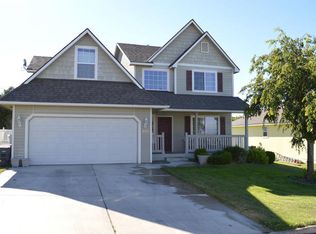 805 N Mount Aix Way, Yakima, WA 98901