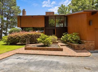 1402 Green Springs Rd, New Bern, NC 28560