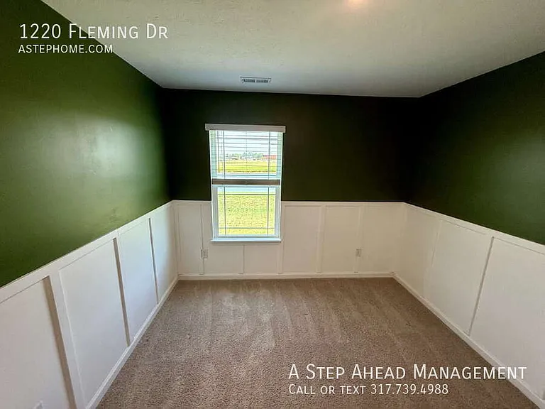 1220 Fleming Dr — Photo 20