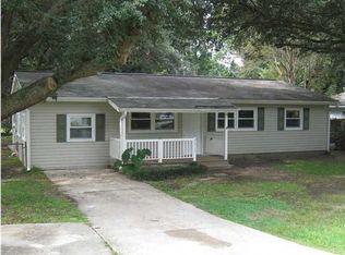 5912 Hagood Ave, Hanahan, SC 29410
