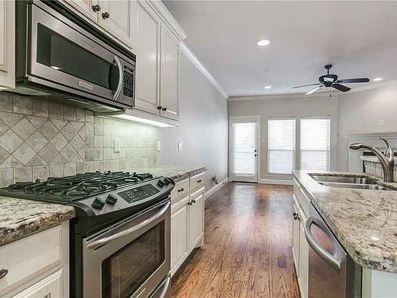 4th image of 4113 Emerson Ave APT 3