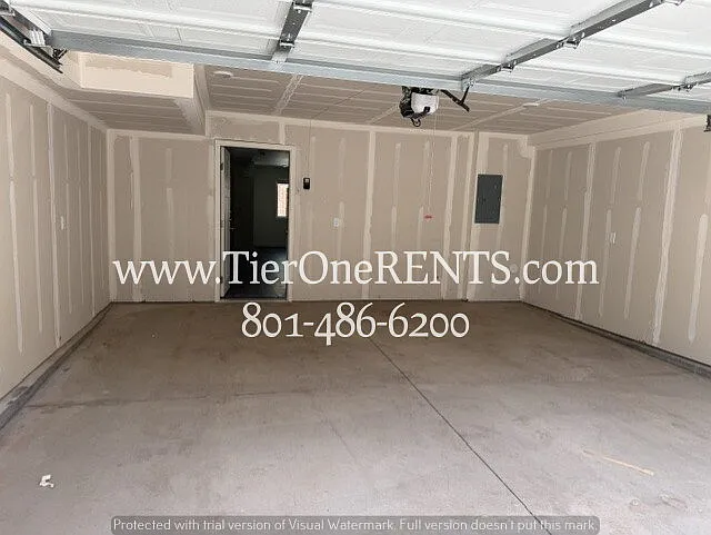 451 W 1025 S — Photo 15