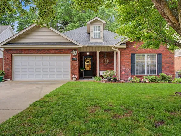 602 Frankfort Dr, Dothan, AL 36305