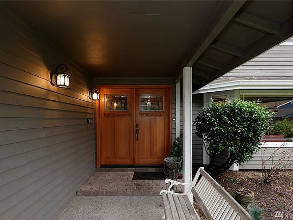3rd image of 10908 141st Street Ct E