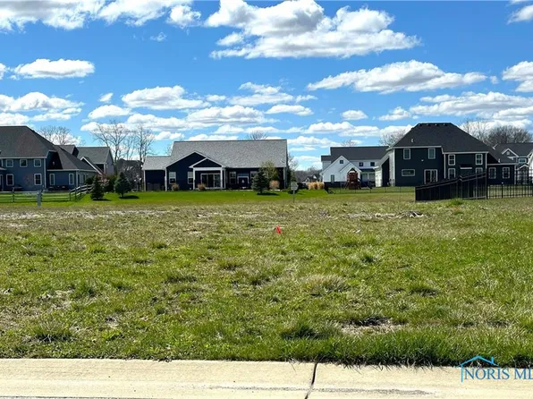 4601 Sunny Creek Ln, Sylvania, OH 43560