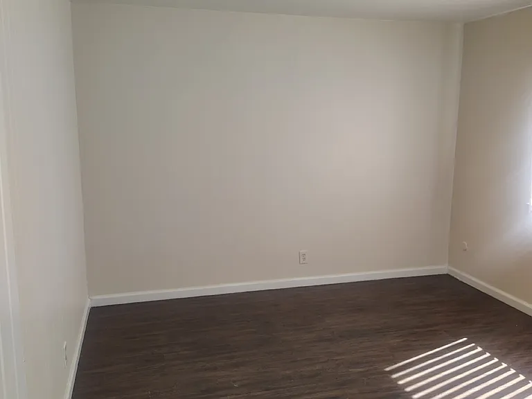 2125 North Ave #2 — Photo 6