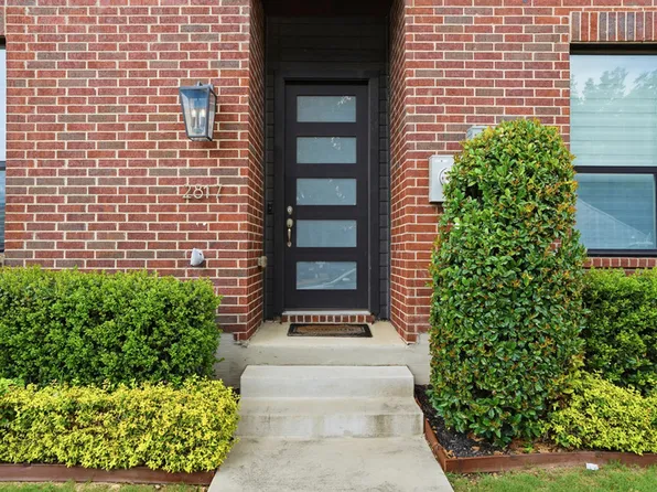 2817 Stanley Ave #1, Fort Worth, TX 76110