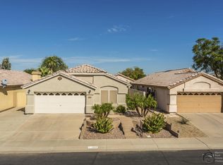 1660 E Countrywalk Ln, Chandler, AZ 85225