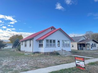 127 N Osborne St, Ainsworth, NE 69210