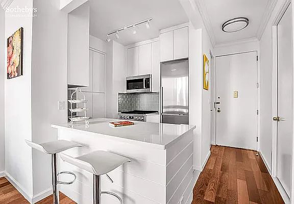 3rd image of 524 E 72nd St APT 25F