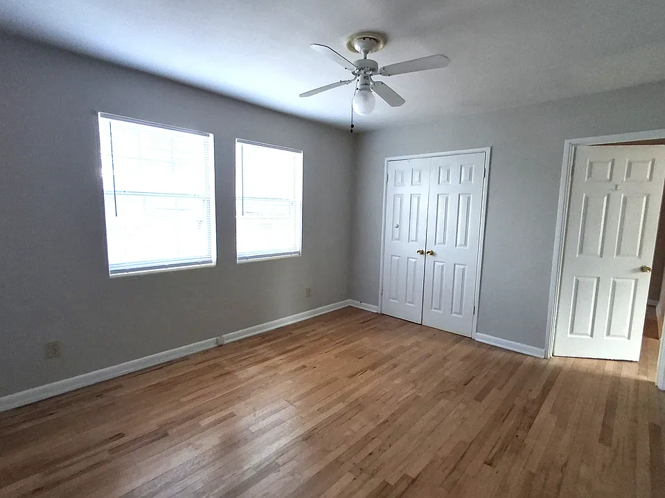 756 Greenwood Ave NE #4