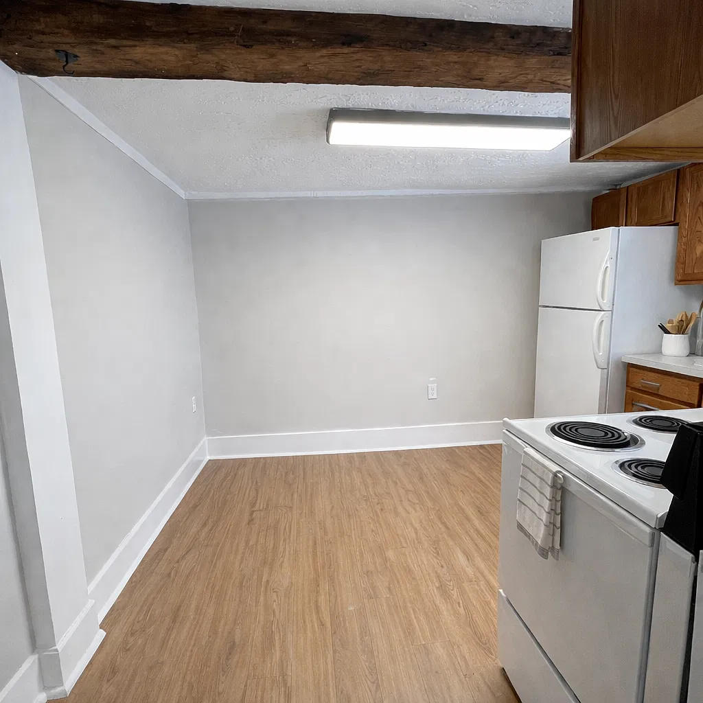 102 Ponemah Rd — Photo 2