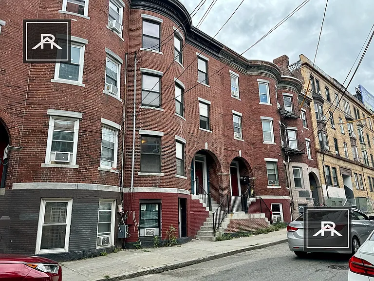 17 Linden St #2 — Photo 22