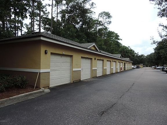 4th image of 3591 KERNAN Boulevard #516