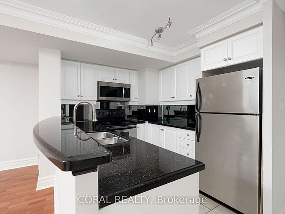 5th image of 7 Lorraine Dr #509
