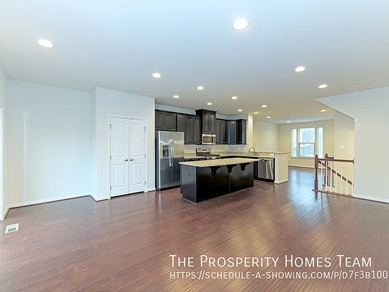 2744 Fredericksburg Rd — Photo 29
