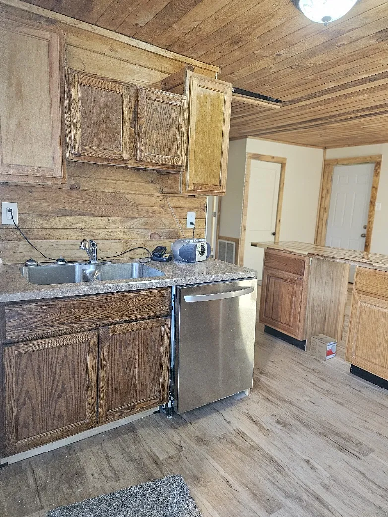 2 bed, 580 sqft, $1,250 — Photo 3