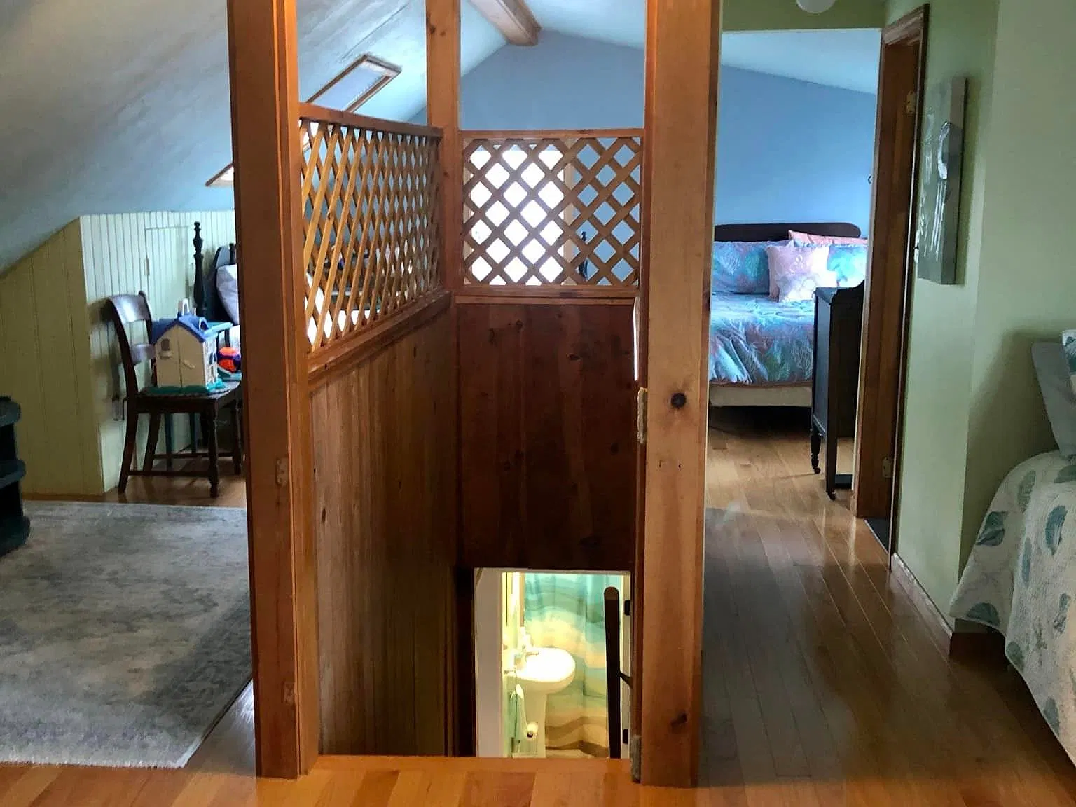 3 bed, 1300 sqft, $2,100 — Photo 4
