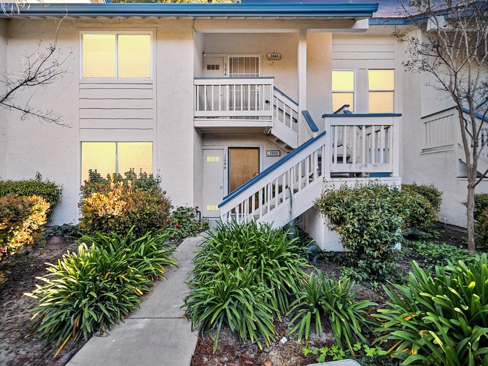 1st image of 1044 Summermist Ct