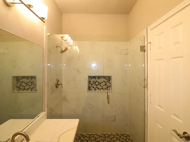 4606 Clay Dr — Photo 19