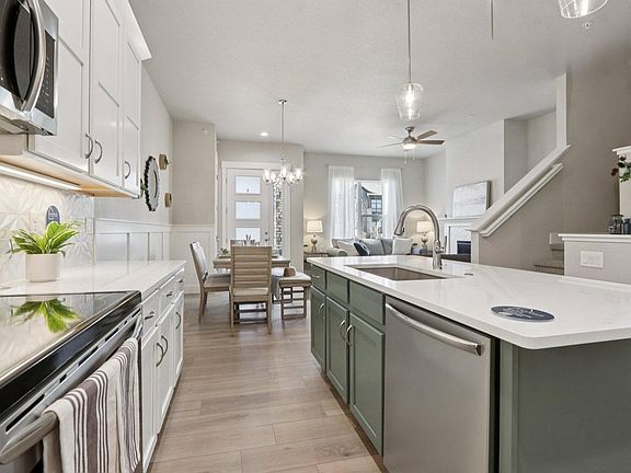 3rd image of 176 High Point Dr