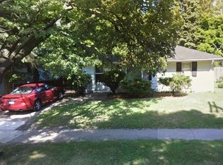 2204 N Delaware Ave, Peoria, IL