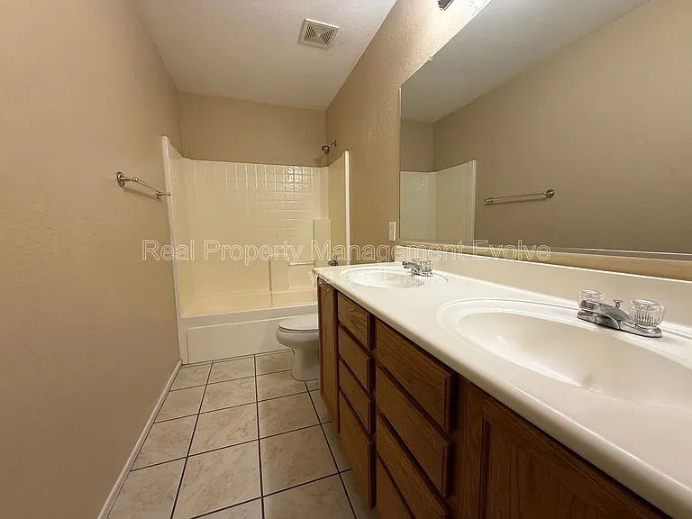 8145 W Palo Verde Ave — Photo 24