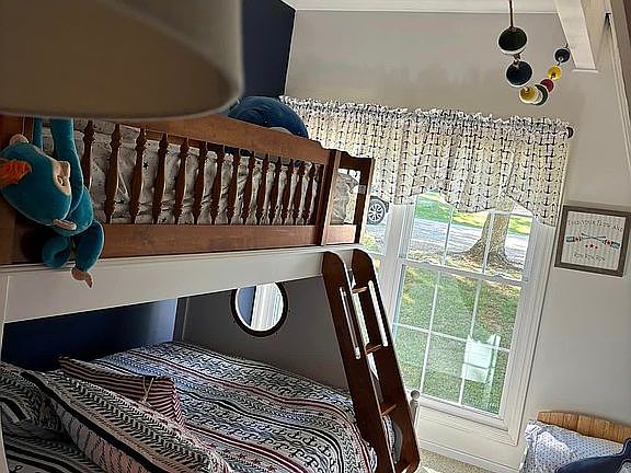 upstairs bedroom 2
