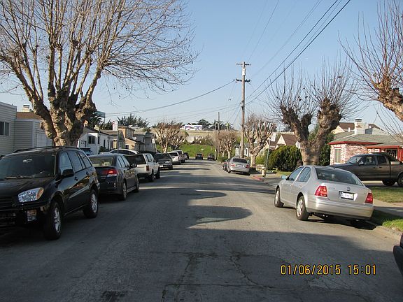 3rd image of 940 Mills Ave