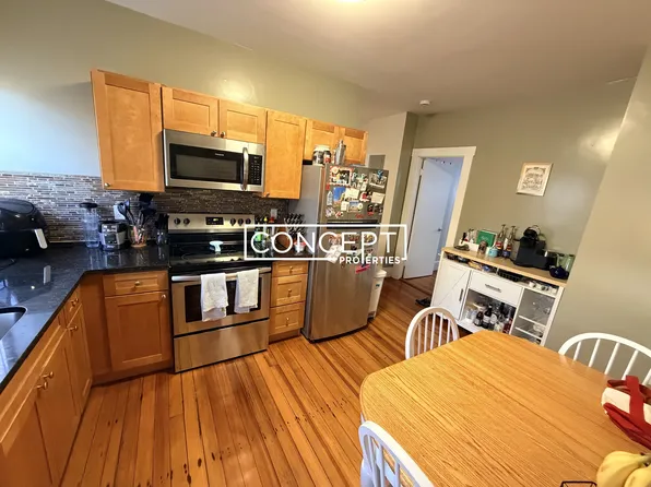 7 Smythe St #2, Brookline, MA 02445