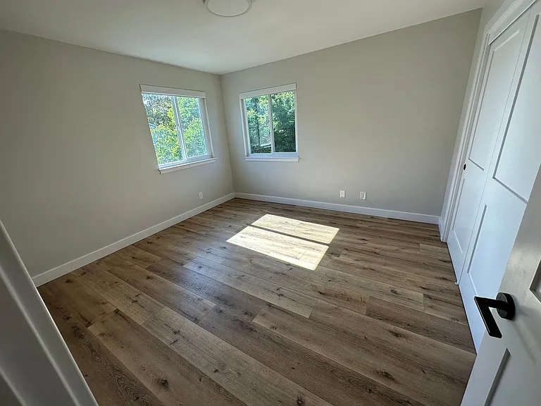 417 Woodbridge St — Photo 16