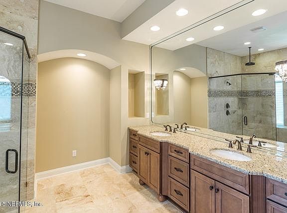 4th image of 24 Villa Sovana Ct