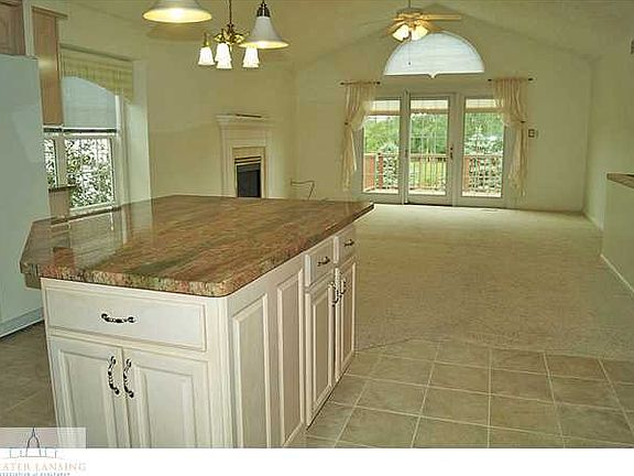 3rd image of 688 Pine Meadow Ln