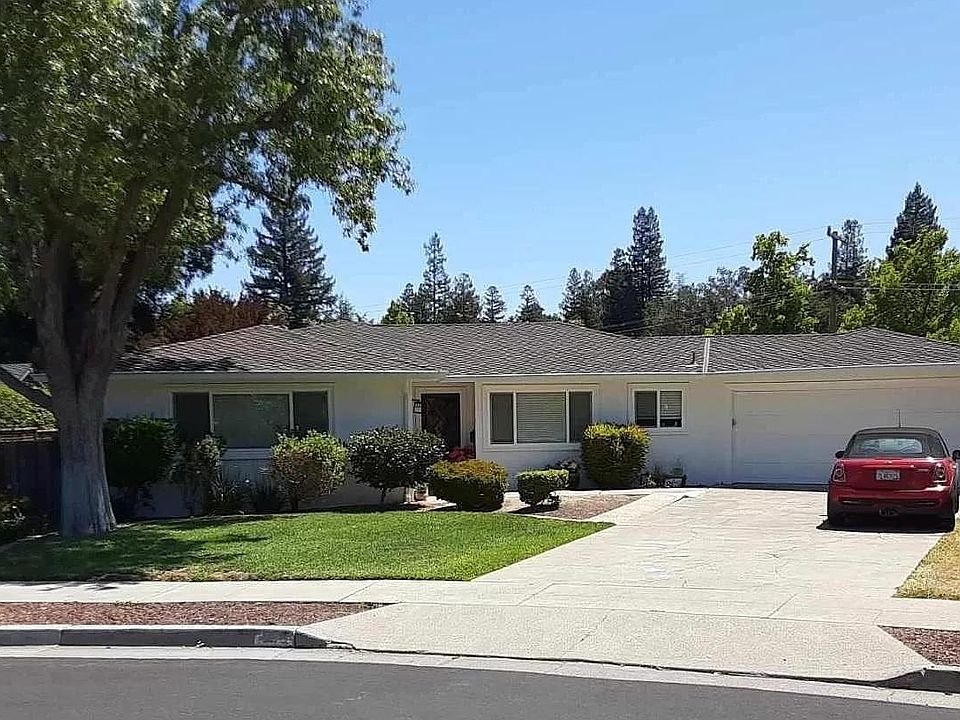 1st image of 233 Cerro Chico