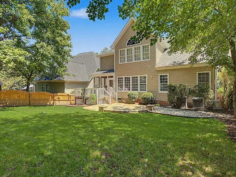 308 Millsfield Dr — Photo 37